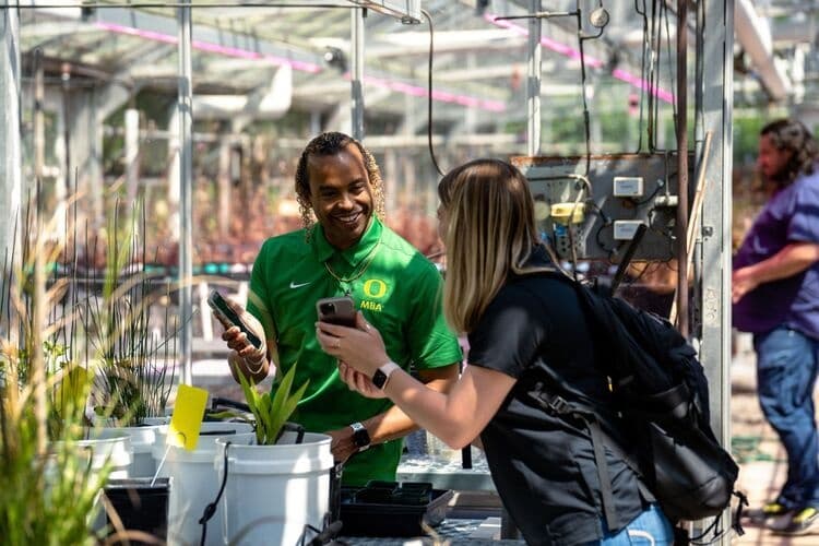 Discover the Oregon MBA at University of Oregon