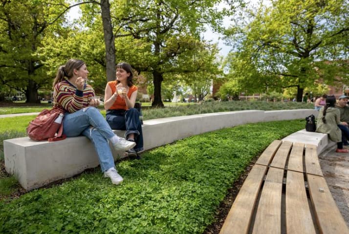 Ducks Family Welcome Hub at Student Welcome Center