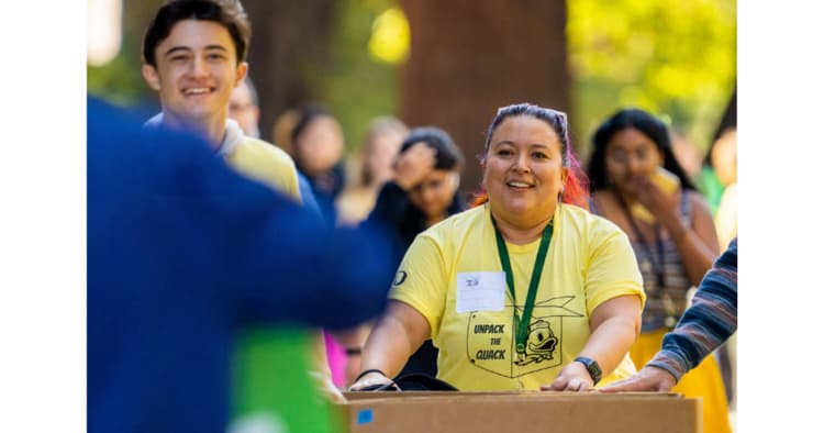 Unpack the Quack at All Residence Halls; Headquarters in the Student Welcome Center in Unthank Hall